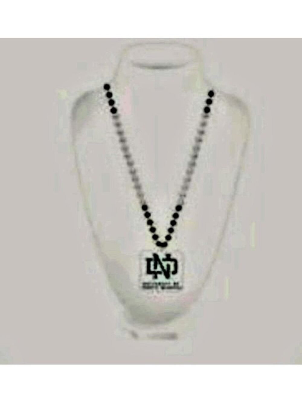 North Dakota Fighting Sioux Mardi Gras Style Beads W/Medallion Necklace New NCAA